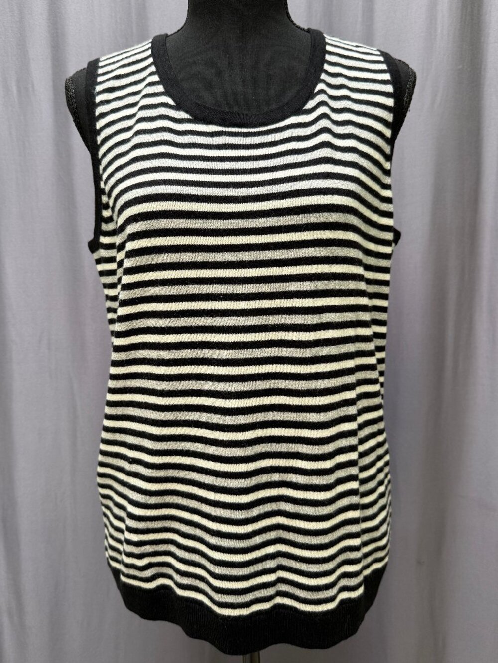 Talbots NWT Black Gray Ivory Striped Cashmere Blend Sleeveless Sweater Size L
